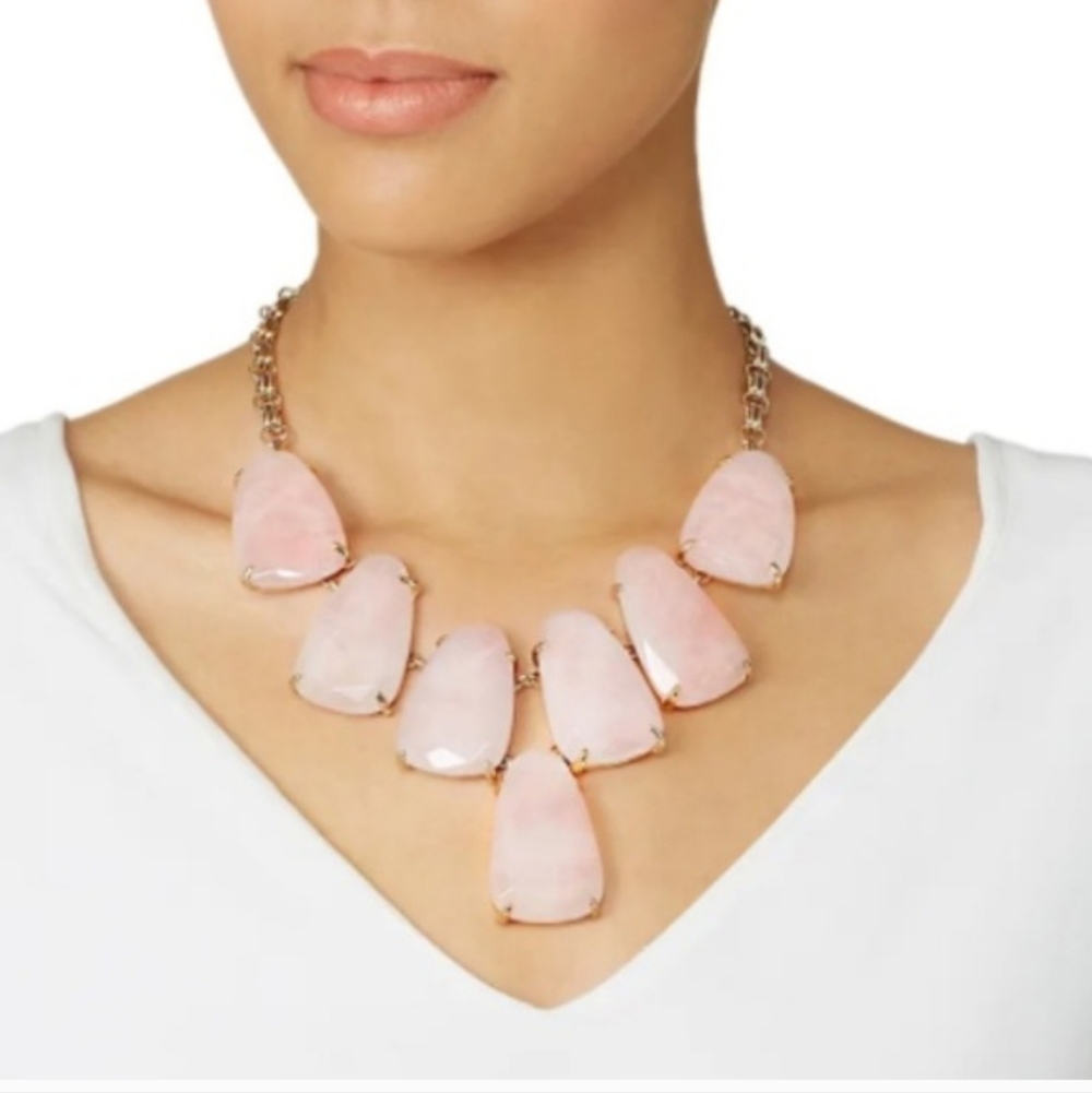 Kendra Scott Harlow Statement Necklace In Rose Quartz and Rose Gold